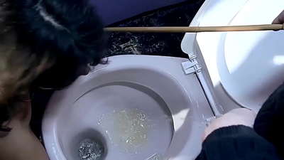 Muhteşem özel seks kölem Melanie Memphis. O benim favori kölem, masum ve genç görünüyor, anal seks yapıyor, rol yapıyor ve onu istediğim zaman kullanabilirim. Bölüm 1.