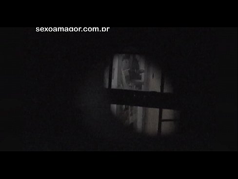 ❤️ Sarışın, içi boş tuğlaların arkasına gizlenmiş bir mahalle röntgencisi tarafından gizlice videoya alınır ❤️ Seks videosu tr.taxiklass.ru ﹏